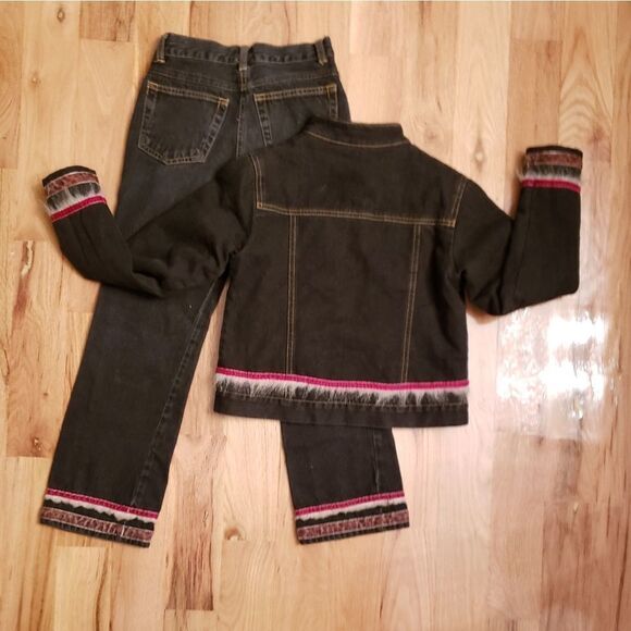 Children's Place Denim Jacket & Jeans Boutique Set - Picture 6 of 7